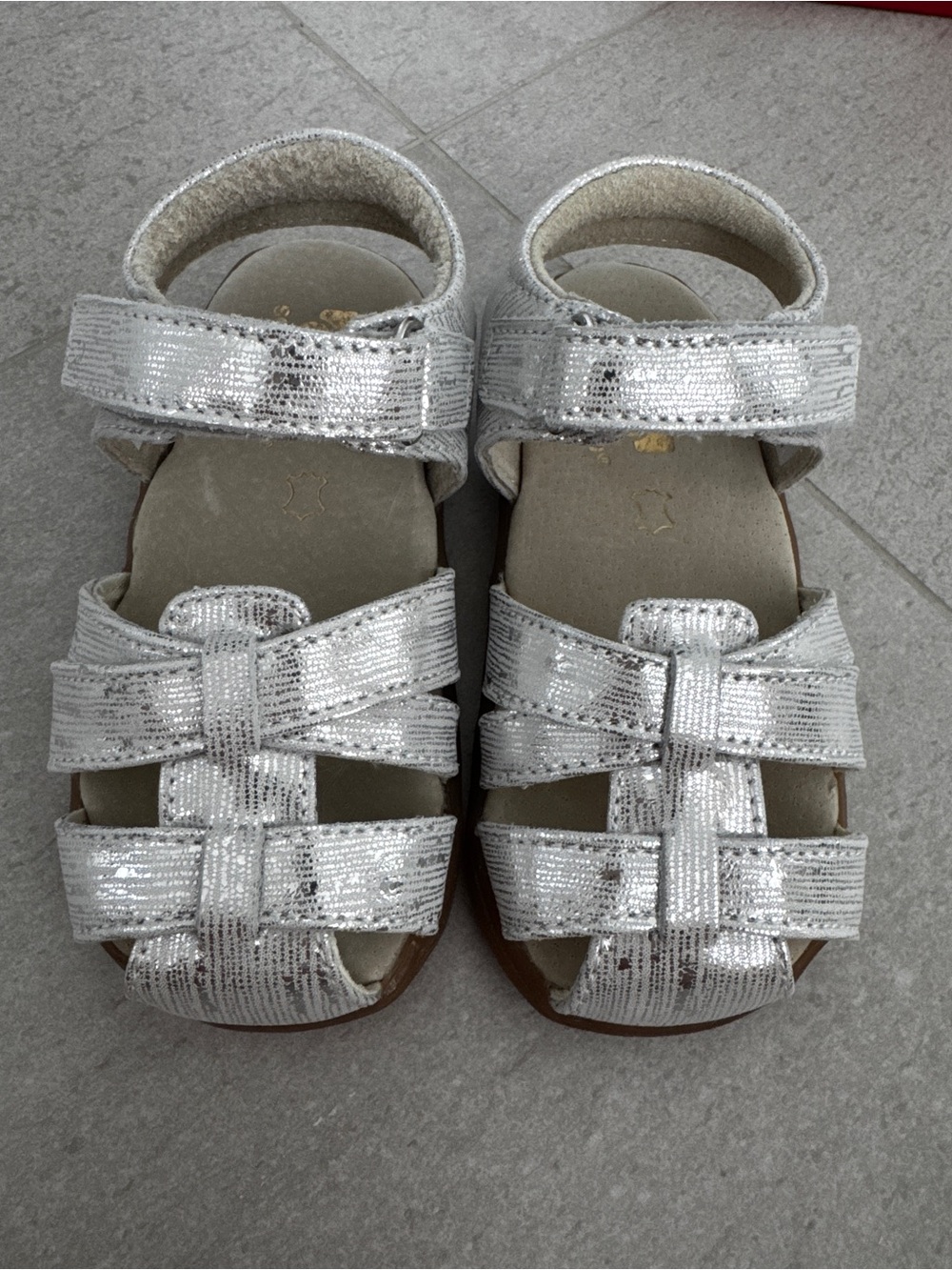 See Kai run silver girls sandals